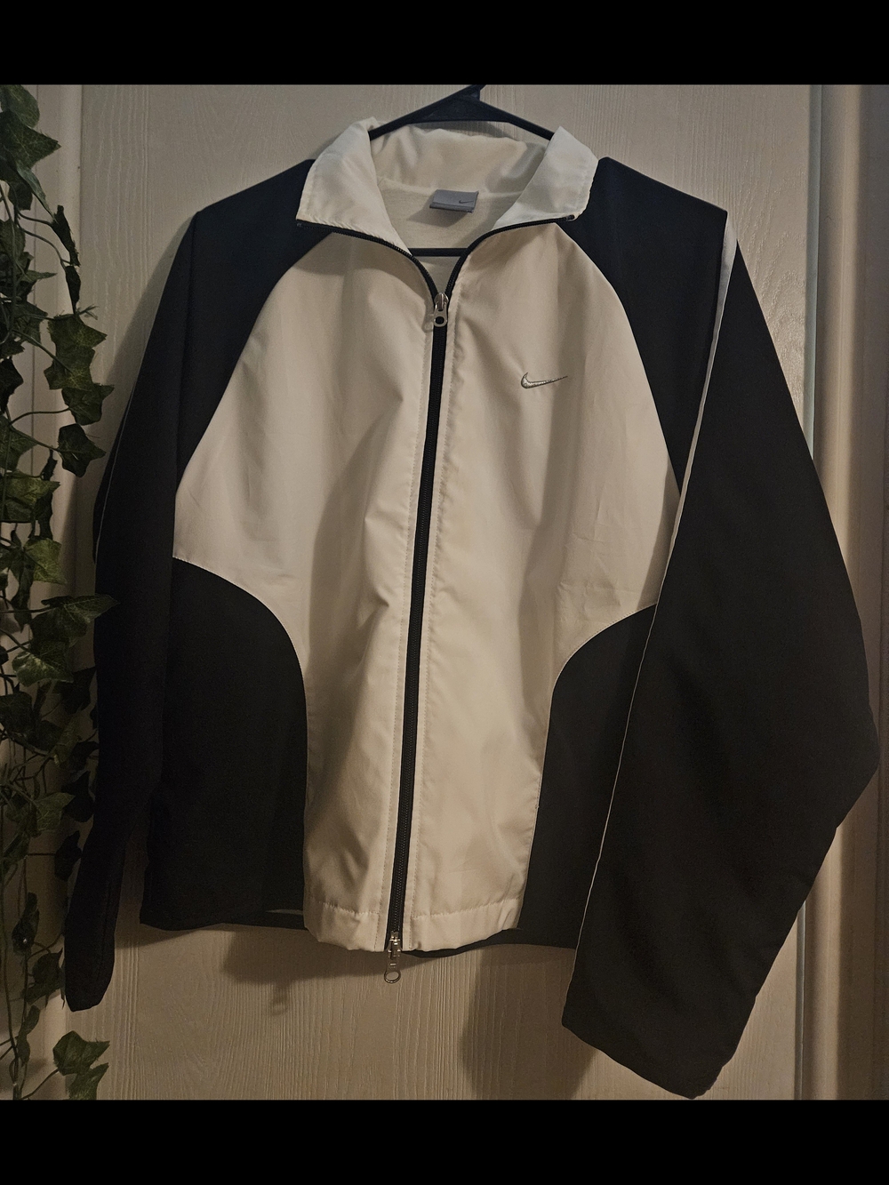 Nike Black & White Athletic Windbreaker Jacket